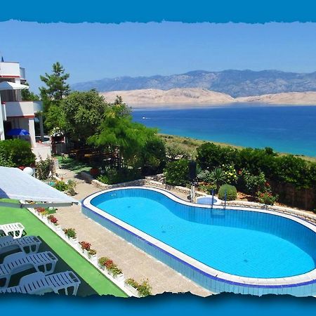 Family Apartments K&M Pag Town Exterior foto